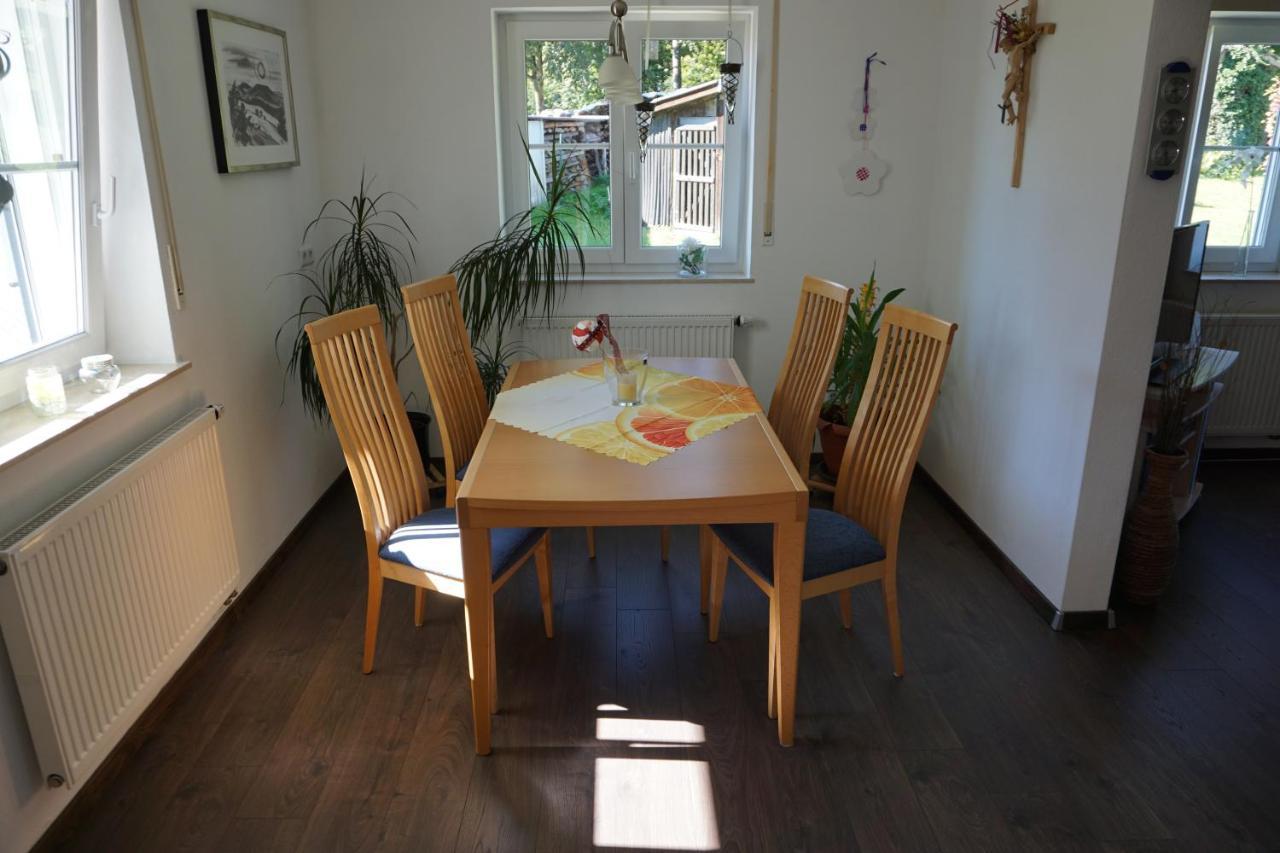 Ferienhaus Englburg In Absolut Ruhiger Lage Tittling Exteriér fotografie